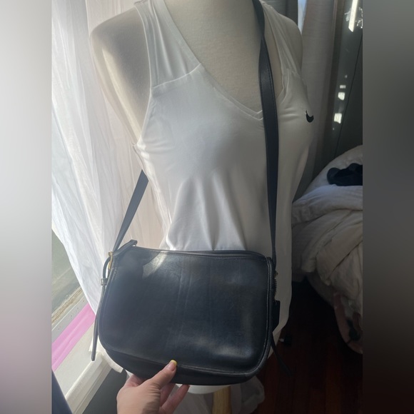 Vintage Coach purse adjustable on the belt original